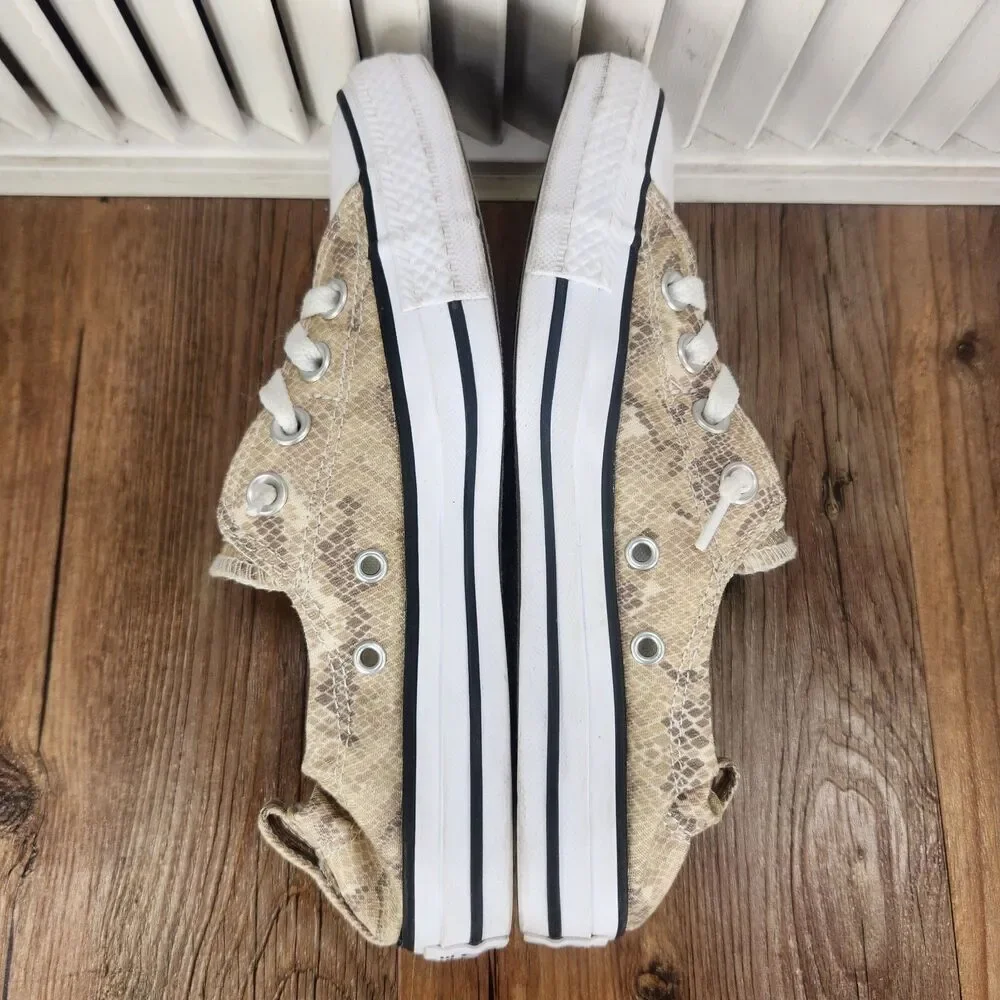 Converse CTAS Shoreline Snake Print Womens Size 7 Beige Canvas Low Shoes 571139F
